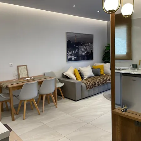 Aegean Breeze: Kardamena Apart. *